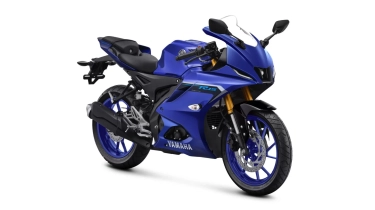 Yamaha New R25 Meluncur, Adiknya Yamaha R15 Cuma Kebagian Warna dan Grafis Baru