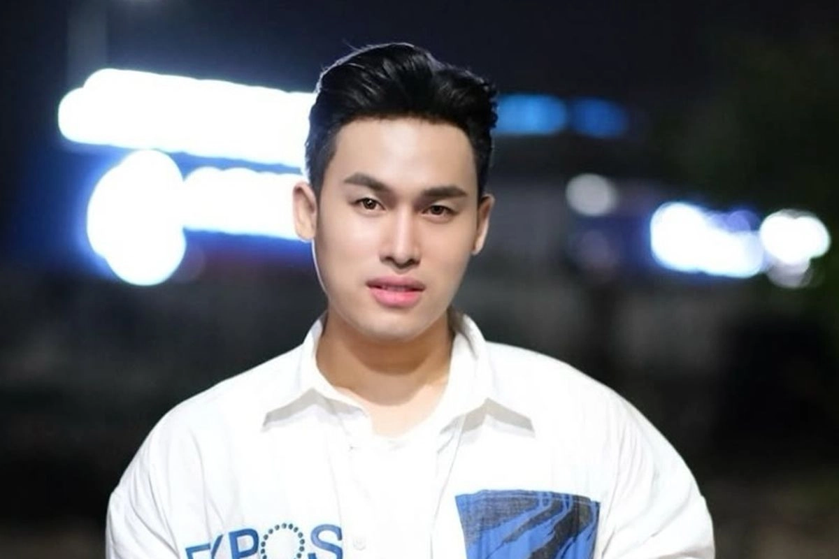 MUA Slam Wiyono Meninggal Dunia, Ini Deretan Artis yang Pernah Diriasnya