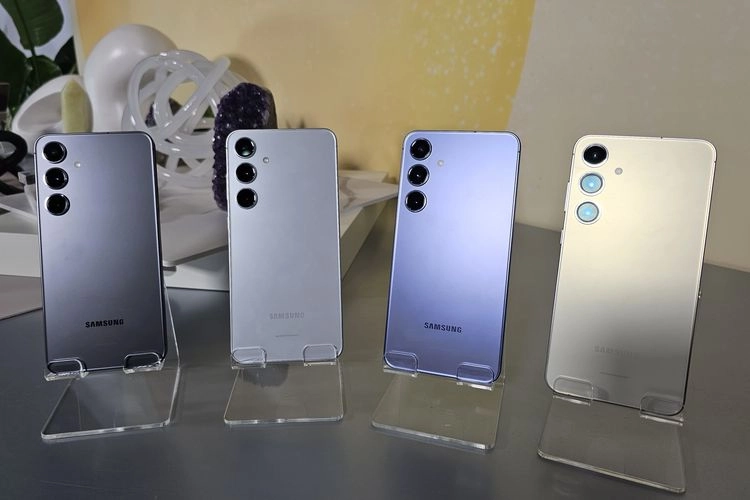 Perbedaan Spesifikasi Samsung Galaxy S24 Plus dan Galaxy S25 Plus
