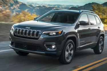 Berpotensi Kehilangan Daya Penggerak, Jeep 'Recall' 63.000 Cherokee