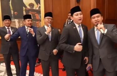 Momen Seskab Mayor Teddy dan Menlu Sugiono Nyanyi dan Joged 'Kuch Kuch Hota Hai' di Depan Presiden India Droupadi Murmu