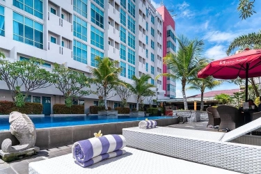 Promo Imlek 2025 di Swiss-Belinn Malang