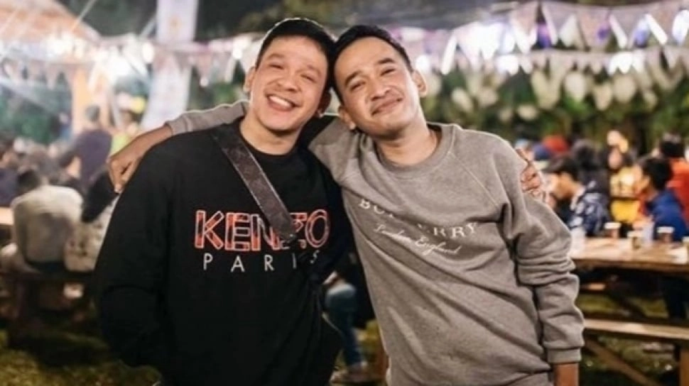 Silsilah Keluarga Ruben Onsu yang Diajak Umrah, Mualaf Demi Desy Ratnasari?