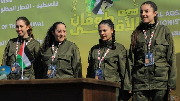 Klaim Israel Dipatahkan, 4 Tentara Wanita yang Dibebaskan dalam Keadaan Sehat dan Bahagia