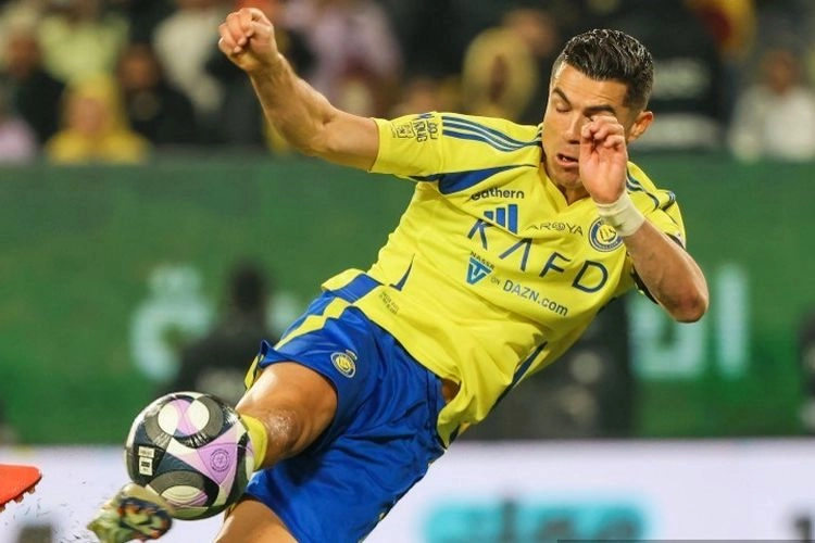 Hasil Al Nassr Vs Al Fateh 3-1: Ronaldo Ukir Gol Ke-920, Segel Kemenangan