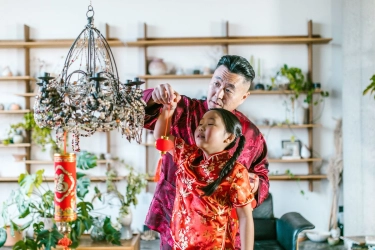 Rekomendasi 5 Toko Online yang Menjual Baju Cheongsam Pria Modern