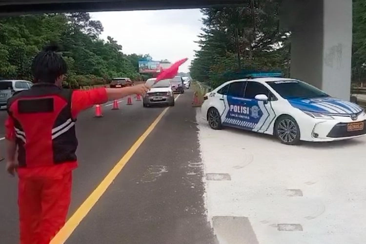 Senin Sore, Jasa Marga Berlakukan ''Contraflow'' di Ruas Tol Jagorawi Arah Jakarta