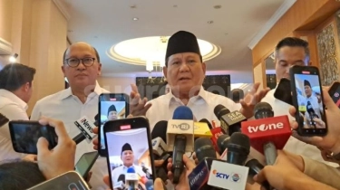 Prabowo-Megawati Tak Kunjung Bertemu, Rocky Gerung: Jokowi Berupaya untuk Menghalangi Pertemuan Ini Pastinya
