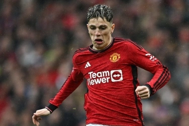 Peringatan Rio Ferdinand: Manchester United Jangan Sembarangan Jual Garnacho