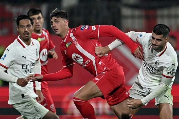 Atalanta Bidik Daniel Maldini Usai Ademola Lookman Cedera