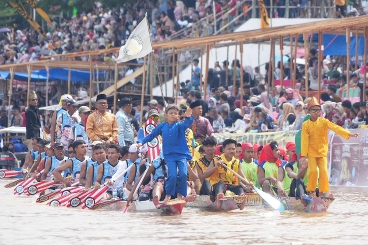 Gaji UMR Kuansing 2025 dan Seluruh Daerah di Riau