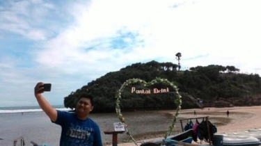 Pantai Drini : Tiket Masuk, Akses, dan Lokasi