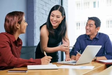 Ketahui 5 Zodiak yang Cocok Jadi Mentor, Cek Apakah Anda Sosok Pembimbing yang Menginspirasi?