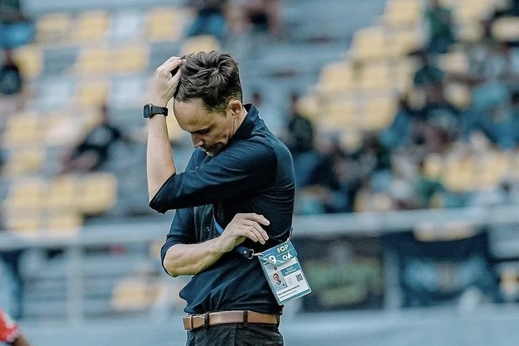 Kalah Beruntun 4 Kali, Paul Munster Janji Kembalikan Persebaya ke Jalur Kemenangan