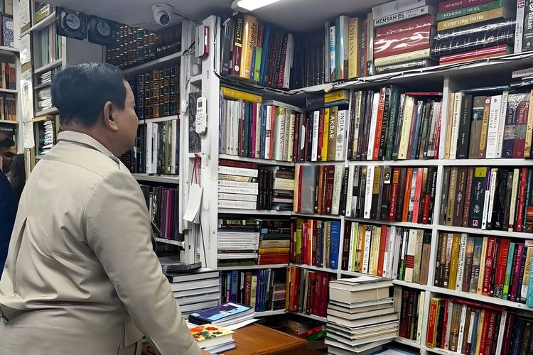 Prabowo, Tradisi Literasi, dan Demokrasi