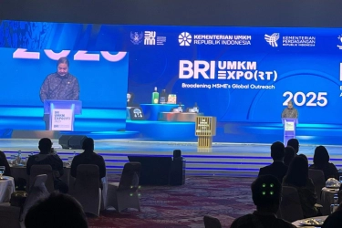 Sebut BRI Paling Banyak Hapus Tagih Kredit UMKM, Menko Airlangga: Rekor Ini Tidak Dicatat...