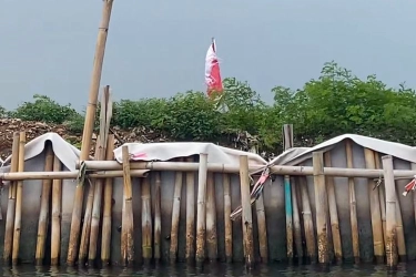 Sertifikat Pagar Laut di Bekasi Ulah Oknum ATR/BPN, Awalnya SHM di Tanah, Tiba-tiba Jadi Laut
