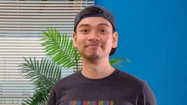 Sosok David Gadgetin, YouTuber Tukang Review HP Curi Perhatian di Film 1 Kakak 7 Ponakan