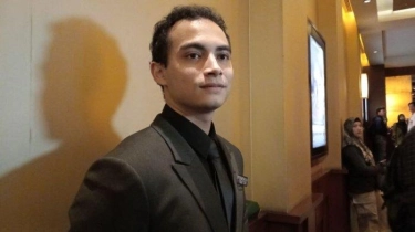 Momen Kencan Favorit Omara Esteghlal, Masak Bareng Prilly Latuconsina