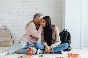 Cocok Dijadikan Bestie, 7 Ciri Kepribadian Orang yang Menyenangkan untuk Diajak Bergaul, Menurut Psikologi