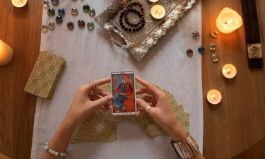 Ramalan Karier Tarot Bulan Februari 2025, Berdasarkan Tanda Zodiak Anda dalam Astrologi