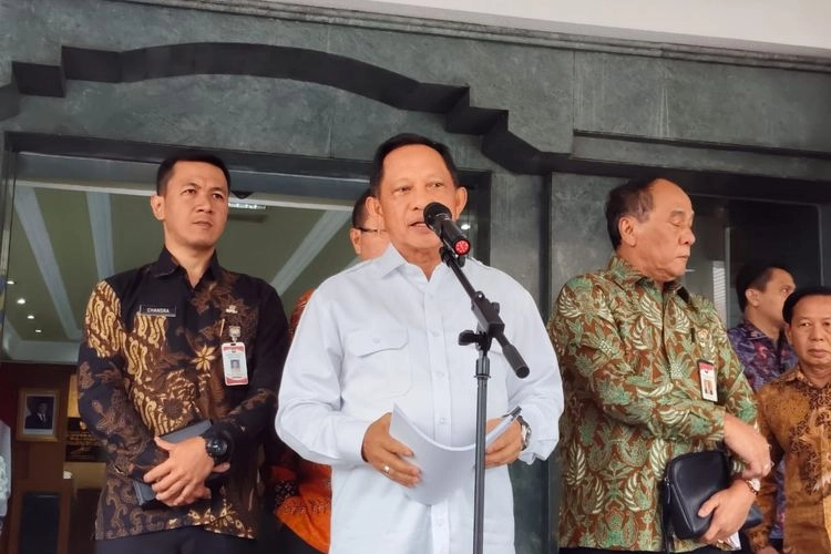 Batal 6 Februari, Pelantikan Kepala Daerah Digelar 12 Hari Setelah Putusan Dismissal MK