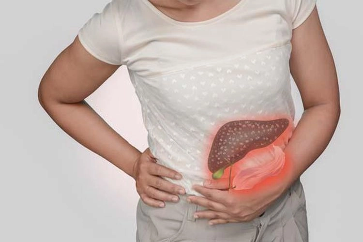 Dokter: Alkohol  Bisa Percepat Kerusakan Organ Hati