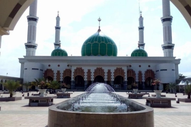 Gaji UMR Rokan Hulu, Rokan Hilir, dan Seluruh Riau 2025
