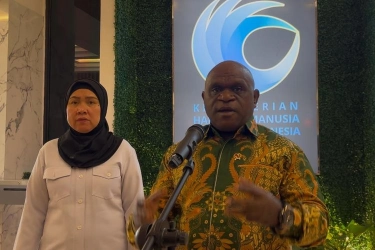 Napi Calon Penerima Amnesti Bakal Diberi Buku Saku, Pigai: Mudah-mudahan Berubah