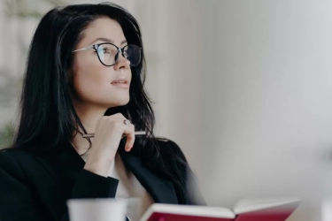 4 Zodiak yang Dikenal Paling Kuat Menghadapi Cobaan Hidup, Ahli Menemukan Solusi dalam Situasi Sulit