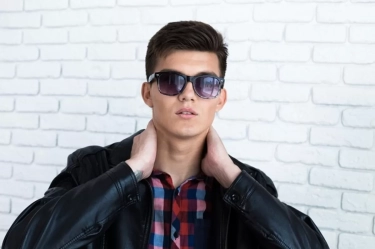 Sering Diacuhkan dan Dicampakkan? 7 Trik Psikologi agar Seseorang Terus Memikirkan Anda Tanpa Terlihat Berusaha Keras