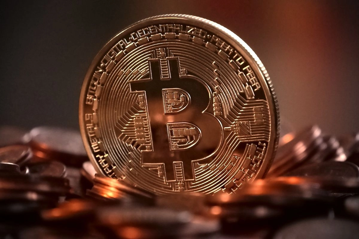 Harga Bitcoin Naik ke Rp 1,68 Miliar Usai The Fed Tahan Suku Bunga, Potensi Menuju Rekor Baru?