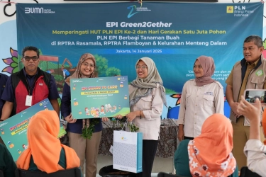 Memperingati Hari Tanam Pohon Sedunia dan Bulan K3, Anak Usaha PLN Tanamkan Kepedulian Lingkungan dan Pendidikan di Menteng Dalam