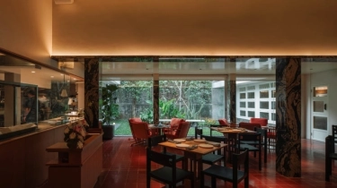 Bikin Ketagihan, Jelajah Cita Rasa Segar Kuliner Thailand di YOUNG Restaurant