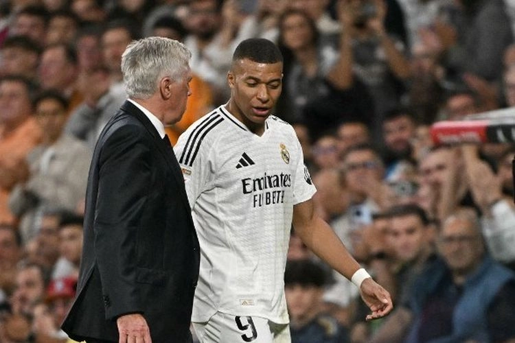 Ancelotti Kecam Keputusan Wasit Espanyol Vs Real Madrid, Sorot Tekel Keras kepada Mbappe