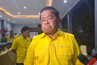 Arahan Tertutup Bahlil ke Pengurus Golkar: Pertaruhkan Segalanya untuk Dukung Prabowo