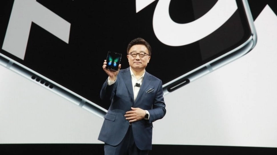 Nama HP Lipat Tiga Samsung Terungkap, Bawa Desain Berani dan Futuristik!