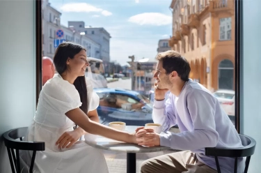 5 Hal yang bisa Dilakukan untuk Menunjukkan Rasa Cinta dengan Orang Paling Disayang tanpa Mengucap Sepatah Kata pun, Menurut Psikologi