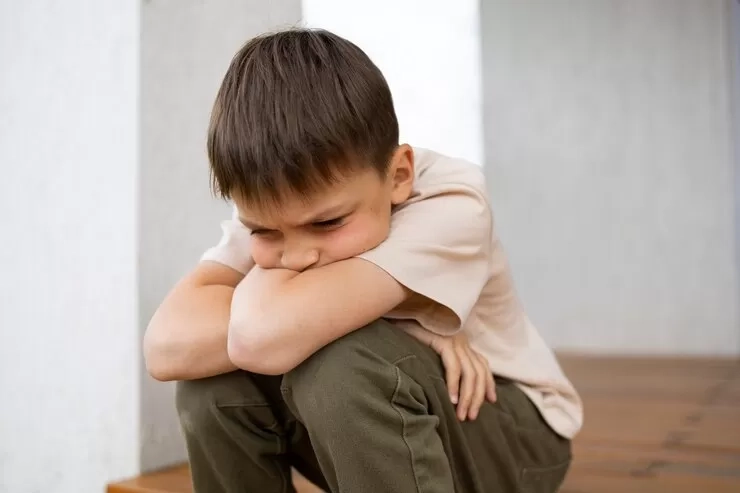 Luka Tak Terlihat, 9 Perilaku yang Diam-diam Melukai Hati Anak dan Harga Dirinya, Orang Tua Harus Tahu!