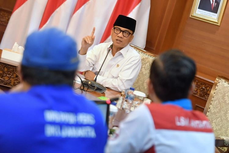 Ada Oknum Tidak Bertanggung Jawab, Menteri Desa PDT Ajak Media dan LSM Kolaborasi Bangun Desa 