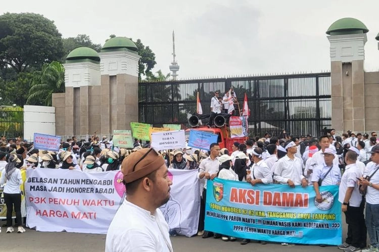 Apa Itu PPPK Paruh Waktu yang Diprotes Tenaga Honorer di Demo DPR?