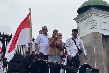 DPR Janji Bakal Rapat Bahas Persoalan Tenaga Honorer