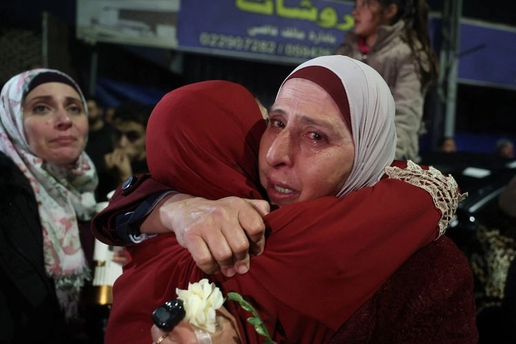 Israel Bebaskan 110 Tahanan Asal Palestina Usai Tertunda