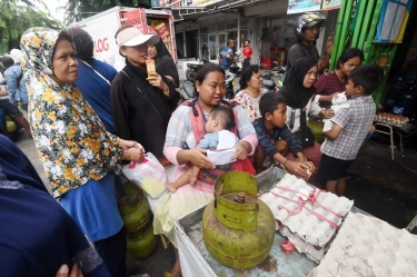 Sekjen Laskar Merah Putih Abdul Rachman Thaha Minta Presiden Prabowo Pro Rakyat soal Gas 3 Kg