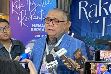 KPK Sita Sita Dokumen, Uang, Tas hingga Jam Tangan Usai Geledah Rumah Ahmad Ali Nasdem