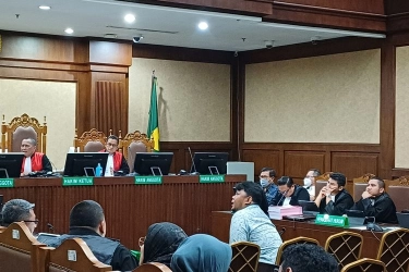 Pengacara Ronald Tannur Utus Anaknya Antar Bingkisan untuk Zarof Ricar