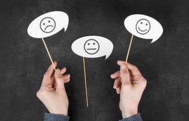 Mood Swing Parah: 4 Zodiak yang Bisa Berubah Sikap dari Perhatian Menjadi Sangat Dingin dalam Hitungan Detik