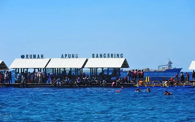 Ramai Kisruh Pagar Laut, Guru Besar UGM Ungkap Sejumlah Suku di Indonesia Biasa Bangun Rumah Terapung 