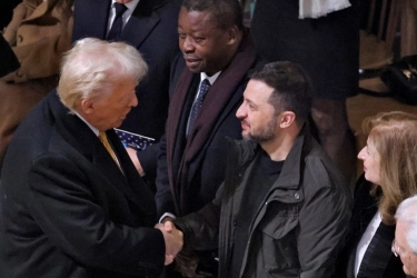 Zelensky dan Trump Bahas Kesepakatan Mineral Tanah Jarang