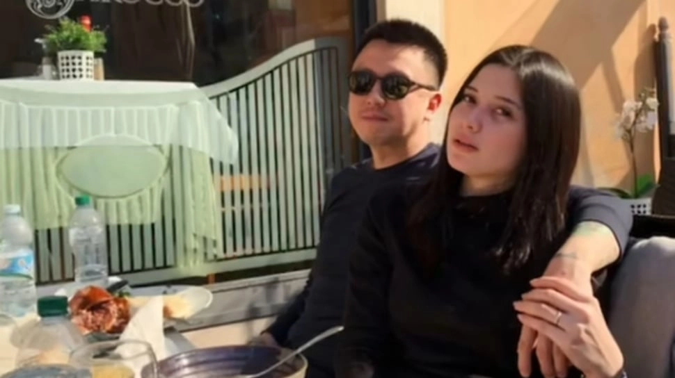 5 Perbedaan Karier Iris Wullur dan Andreas Wullur: Bak Langit Bumi, Kini Diterpa Isu Selingkuh
